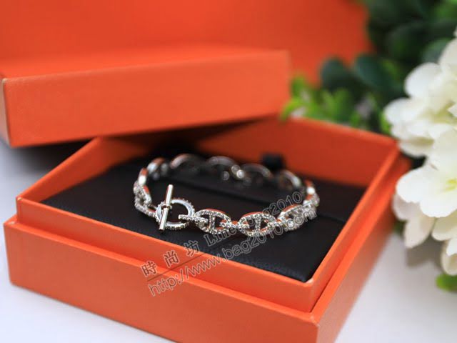Hermes首飾品 愛馬仕Farandole滿鑽豬鼻子手鏈 Hermes經典款手鏈  zgh1569